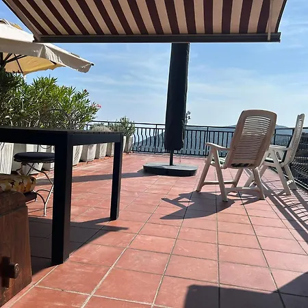 Lägenhet La Terrazza Di Leivi